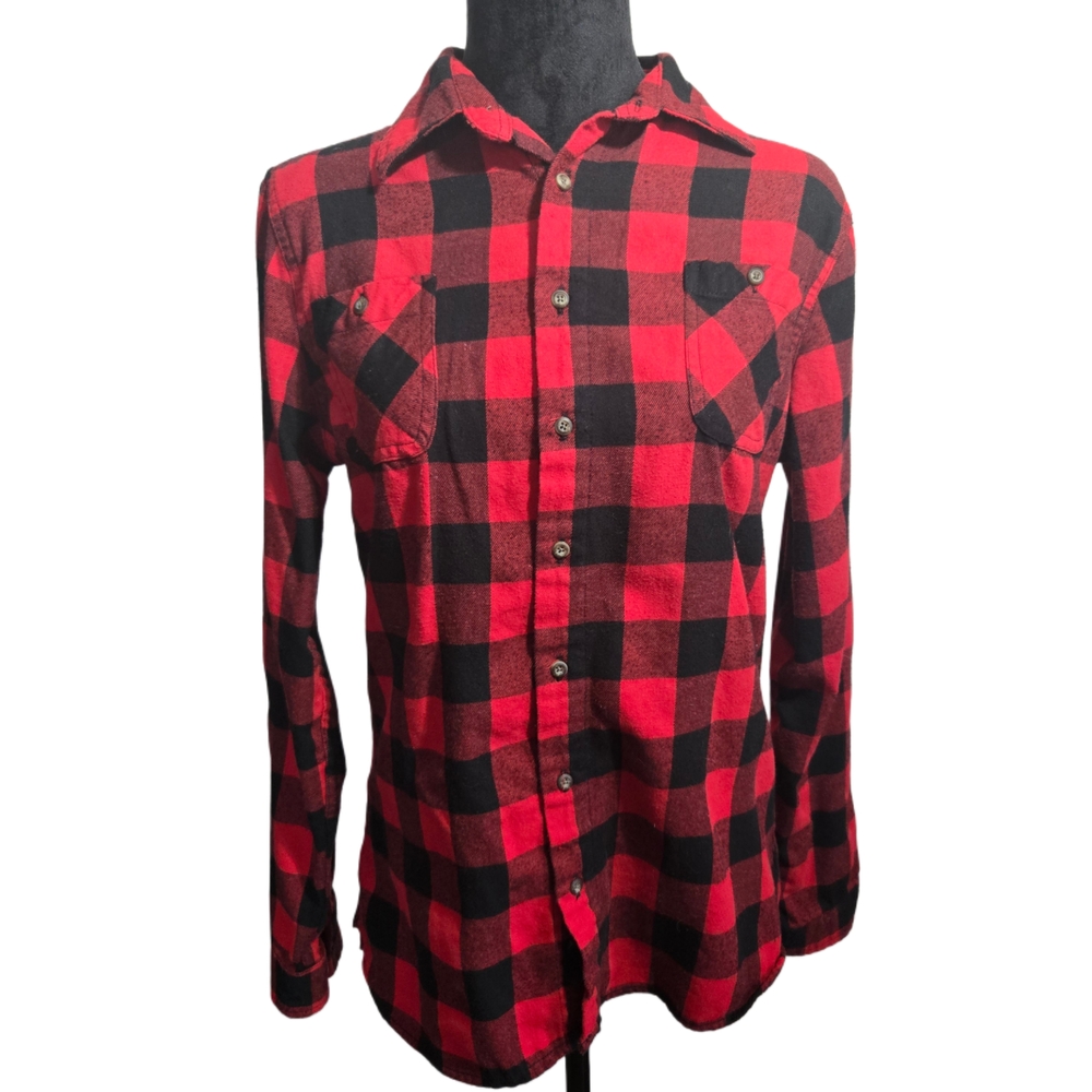 Outdoor Casuals Red and Black Plaid Button Down Long Sleeve Shirt - Large